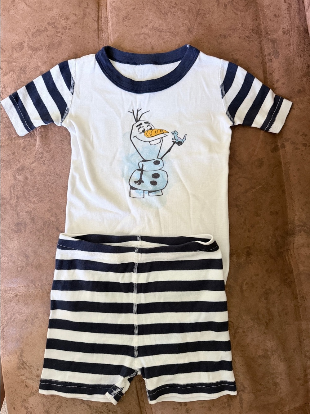 Kids White and Navy Olaf Short Pajama Set